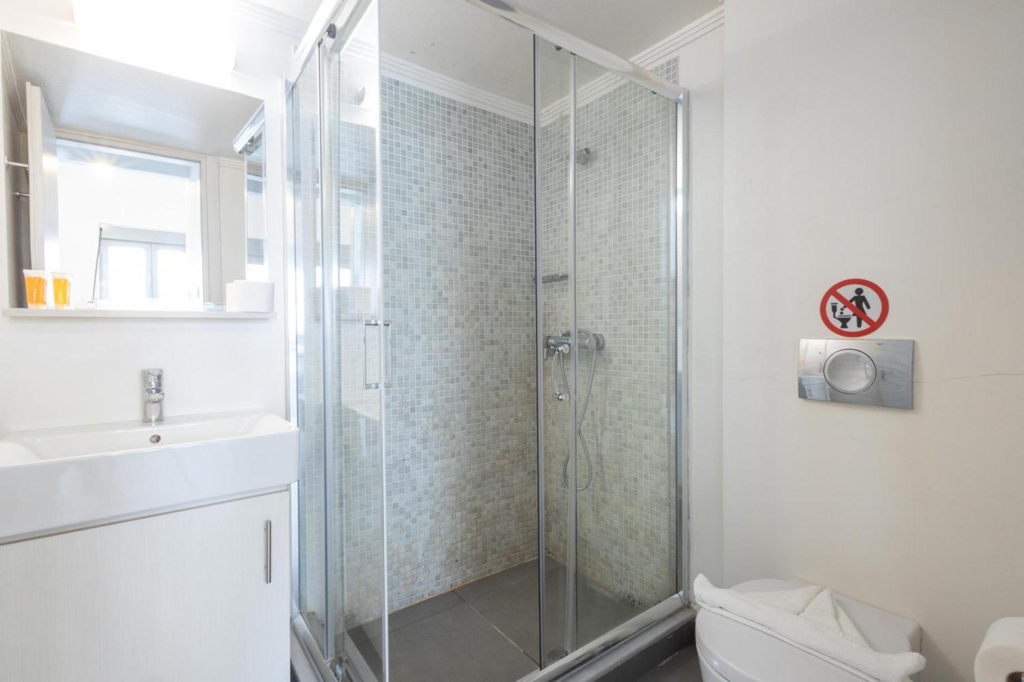 Renovated 5 Bdr House Near Acropolis - New Beds, Terrace & Green Yard Aten Exteriör bild